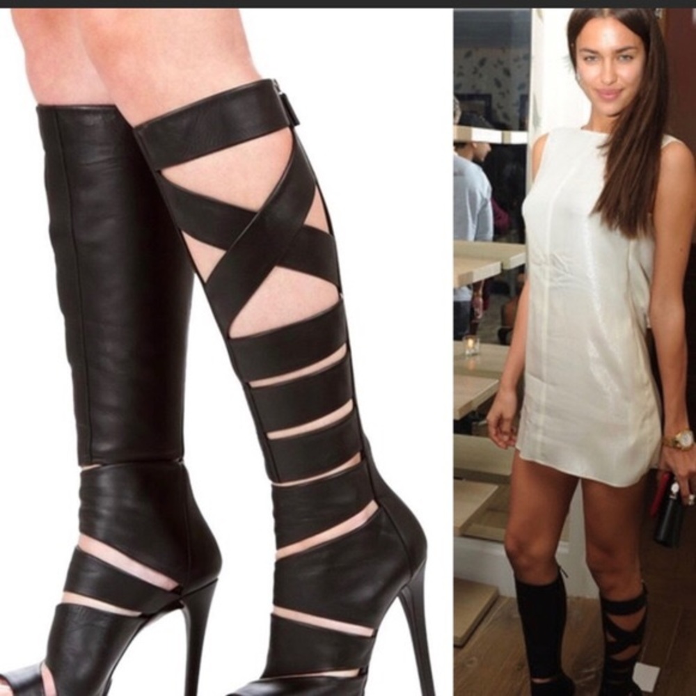 SOLD Gucci Helena cutout heels 38